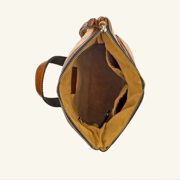 Patricia Nash Natural Zig Zag Woven Luzille Backpack - Picture 3 of 4